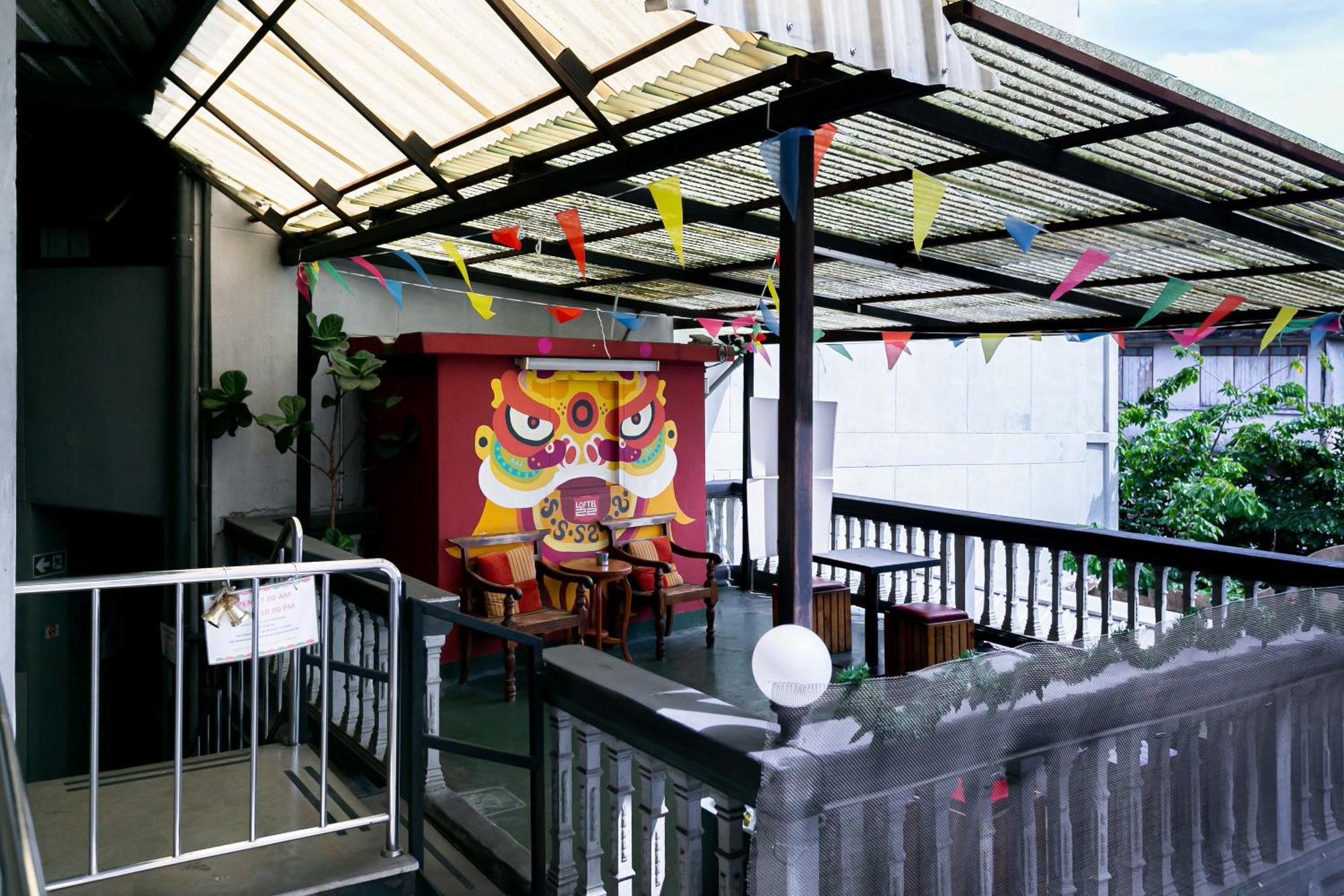 Loftel 22 Hostel Bangkok Exterior foto