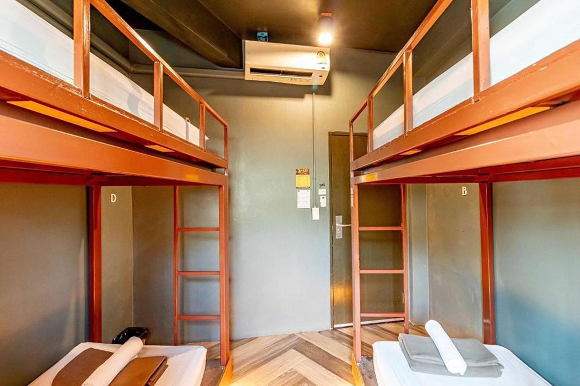 Loftel 22 Hostel Bangkok Exterior foto